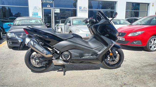 YAMAHA T-MAX 530 2019