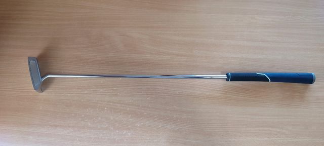 Palo de golf completamente nuevo