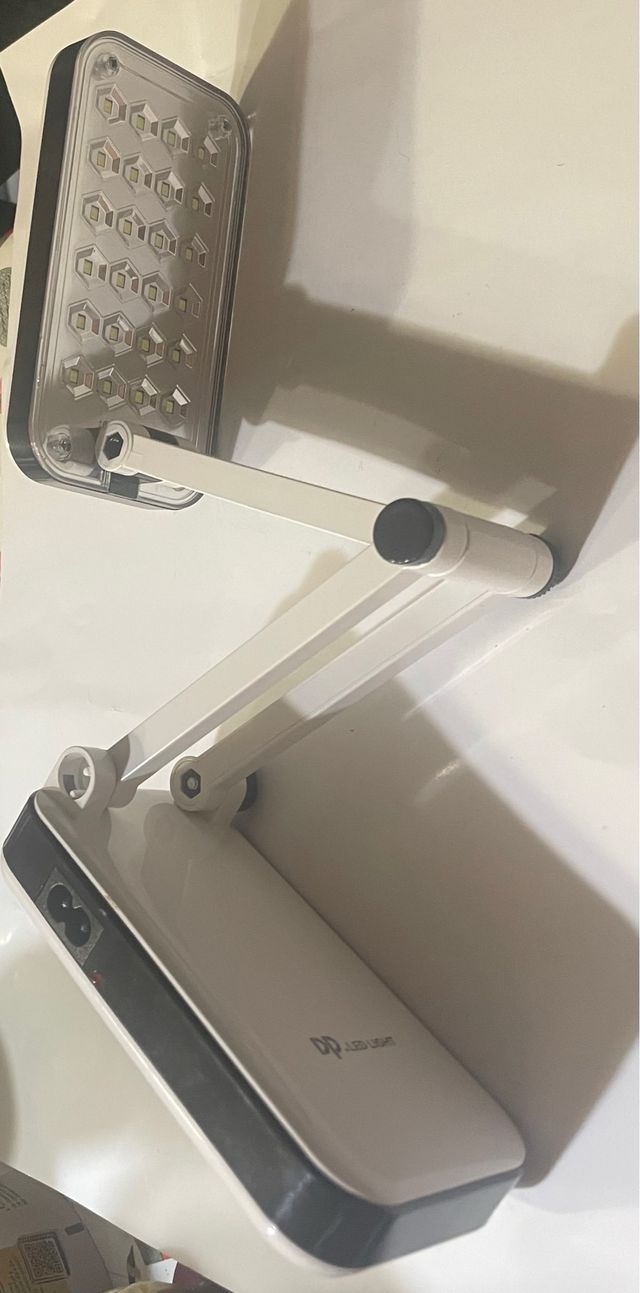 Lampara LED escritorio plegable