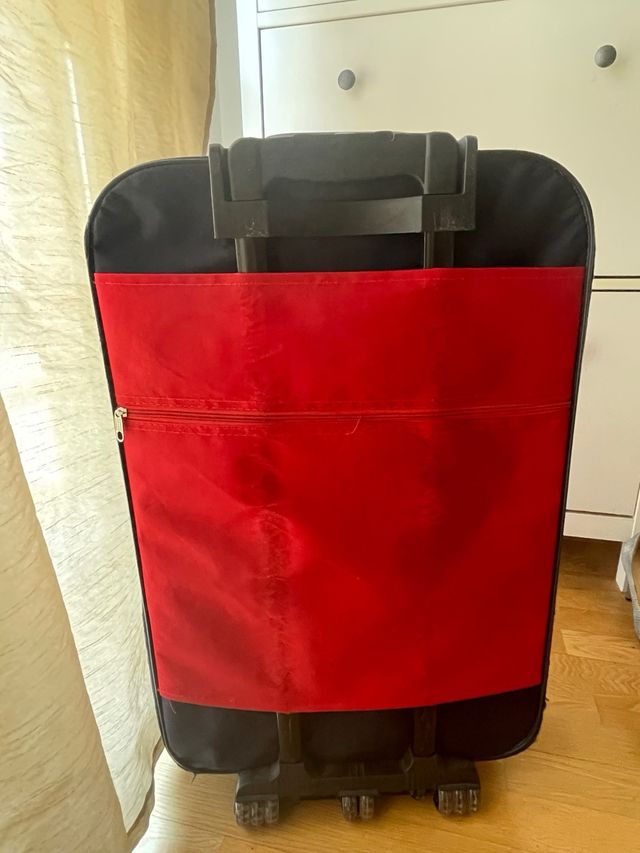 Maleta grande y mediana negra y roja