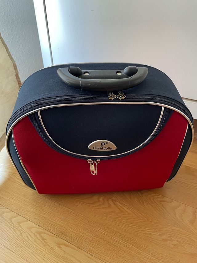 Maleta grande y mediana negra y roja