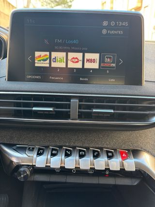 Peugeot 3008 2016