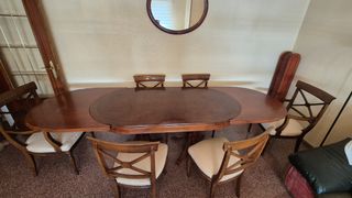 Mesa ovalada + 6 sillas madera