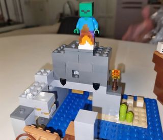 Lego Minecraft: Nave e Caverna