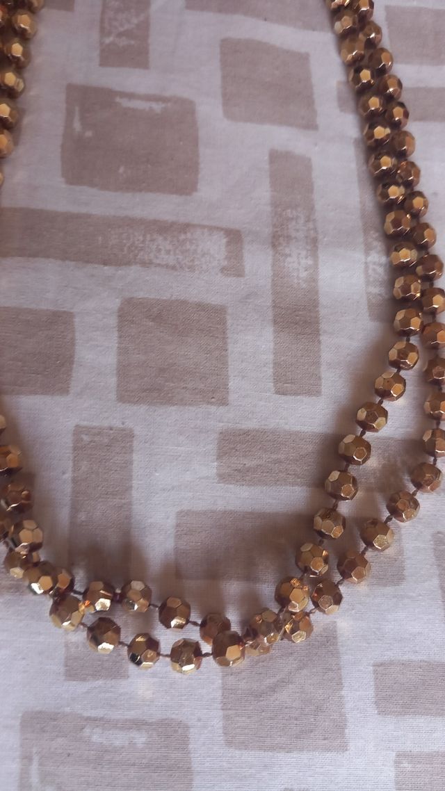 Collar largo color cobre