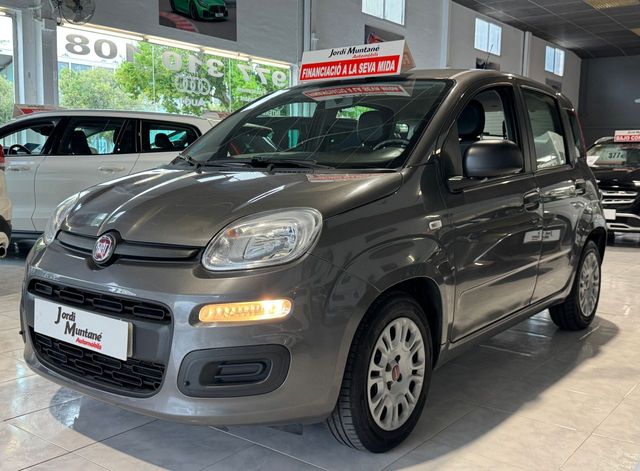 Fiat Panda 1.0GSE HYBRID 70CV.- " 5 PUERTAS ". -" IMPECABLE ".-" BAJO CONSUMO ".- " ETIQUETA ECO ".- " GARANTÍA CON  COBERTURA EUROPEA ".-