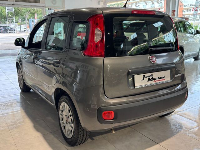 Fiat Panda 1.0GSE HYBRID 70CV.- " 5 PUERTAS ". -" IMPECABLE ".-" BAJO CONSUMO ".- " ETIQUETA ECO ".- " GARANTÍA CON  COBERTURA EUROPEA ".-