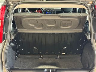 Fiat Panda 1.0GSE HYBRID 70CV.- " 5 PUERTAS ". -" IMPECABLE ".-" BAJO CONSUMO ".- " ETIQUETA ECO ".- " GARANTÍA CON  COBERTURA EUROPEA ".-