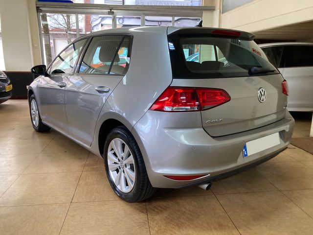 Volkswagen Golf 1.6 TDI ADVANCE