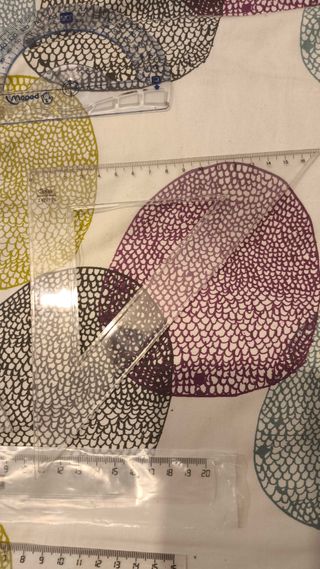 Regla, escuadra y cartabón