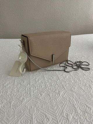 Bolso Primark beige bandolera