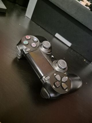 PS4 (PlayStation 4) funciona con cierta maña.