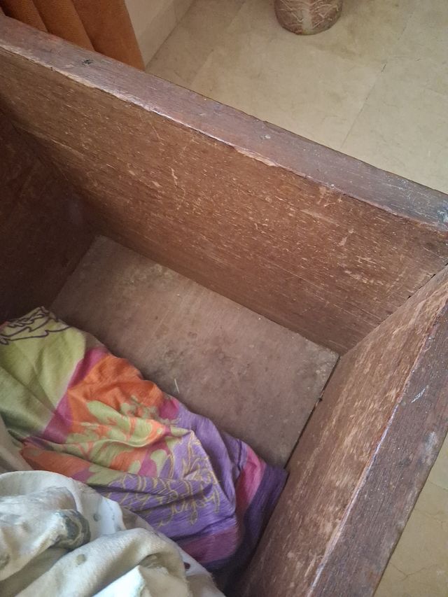 Baúl antiguo madera -  Metal