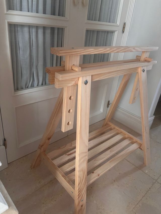 Juego 2 Caballetes de madera regulable 