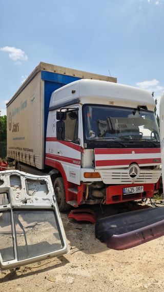 Despiece camión Mercedes Benz