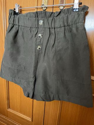 Bermuda Zara verde kaki - Talla L