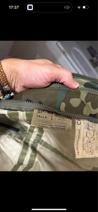Cazadora militar camuflaje