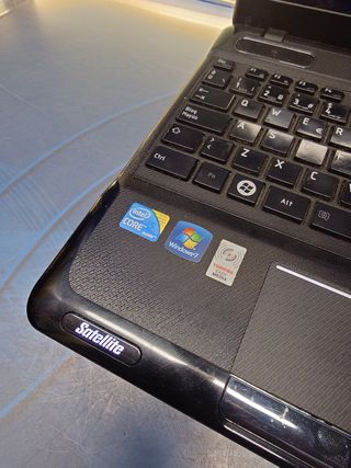 Portátil Toshiba Satellite A660