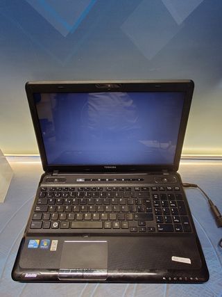 Portátil Toshiba Satellite A660