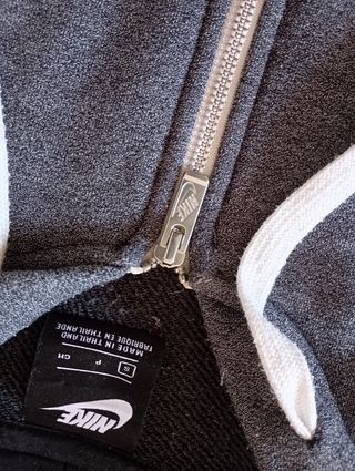 Felpa con zip Nike grigia