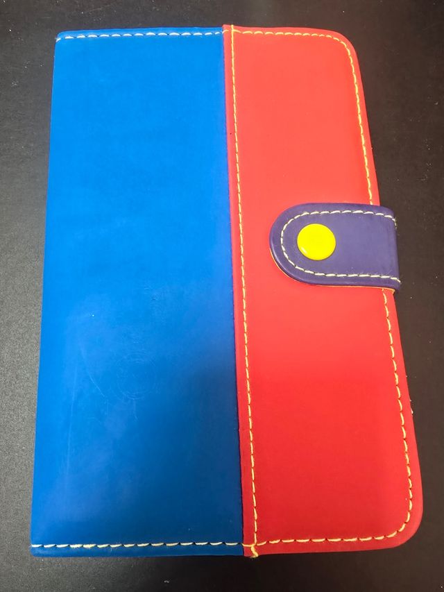 1 Estuche gafas infantil | Lápices