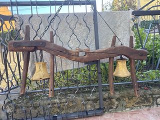 Lampada rustica in legno ex giogo