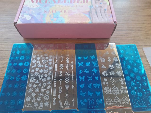 Kit manicura NICENEEDED | Placas estampación