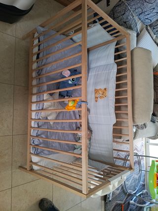 Cuna bebé Ikea - Madera