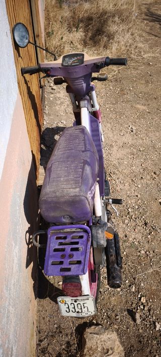 Moto Suzuki 49cc - Con papeles