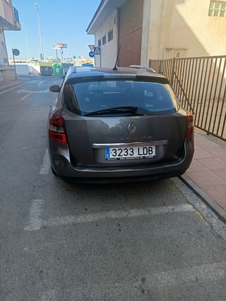 Renault Laguna 2014