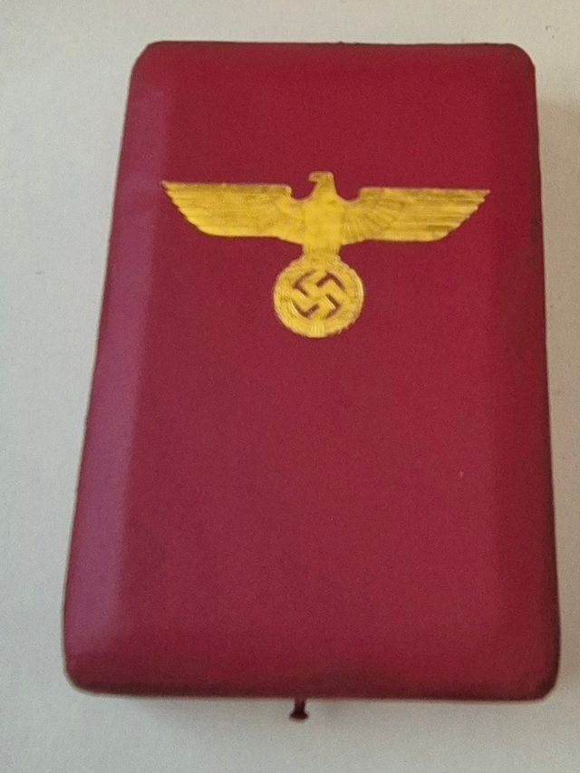 Estuche Orden Aguila Alemana-Medalla