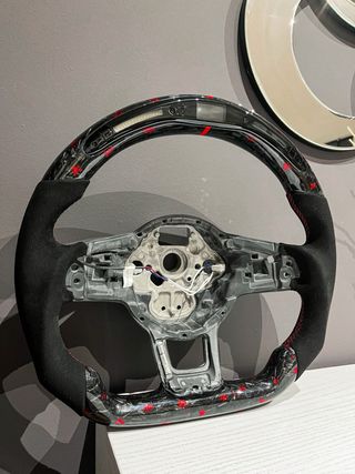 VOLANTE VW GOLF MK7/7.5 CARBONO FORJADO