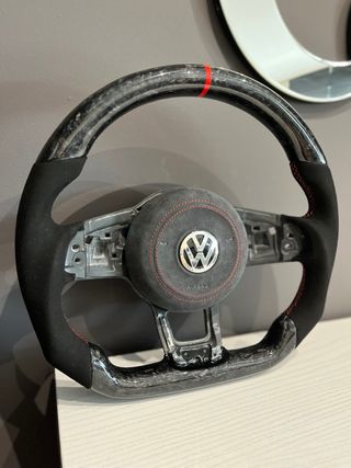 VOLANTE VW GOLF MK7/7.5 CARBONO FORJADO