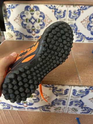 Botas fútbol niño talla 31,32 y 33