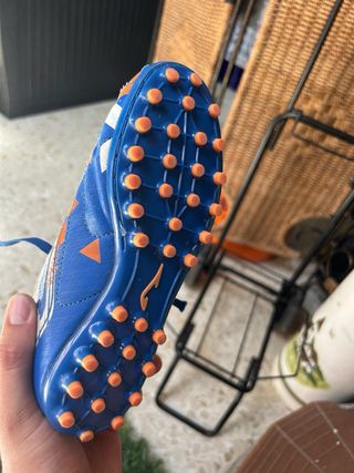 Botas fútbol niño talla 31,32 y 33
