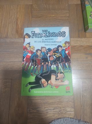 Los Futbolísimos 1: El misterio de los árbitros...