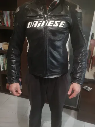 Chaqueta moto Dainese cuero