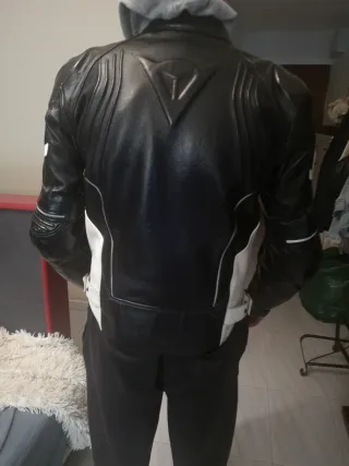 Chaqueta moto Dainese cuero