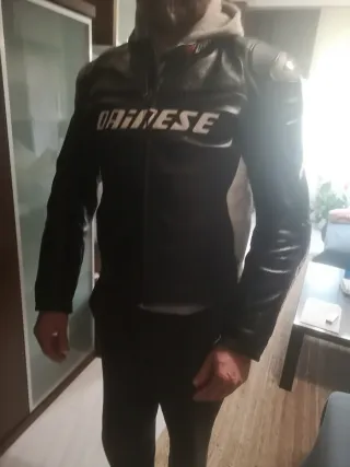 Chaqueta moto Dainese cuero