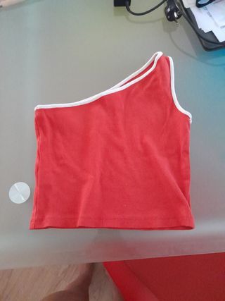 Top rojo 