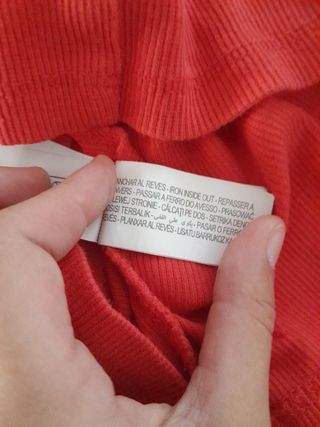 Top rojo 