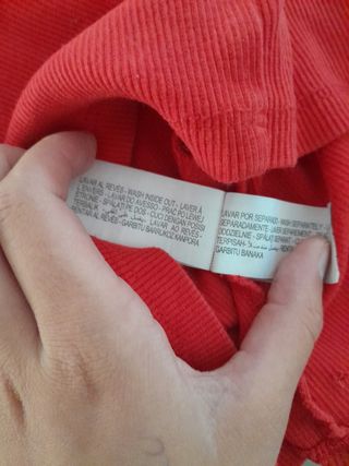 Top rojo 