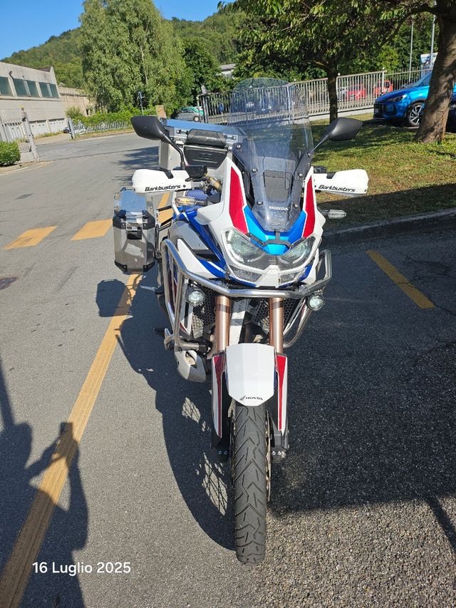 Honda Africa Twin 1100L Adventure con borse full