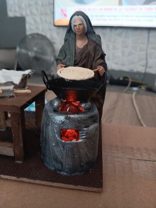 Belén artesanal: figura cocinera