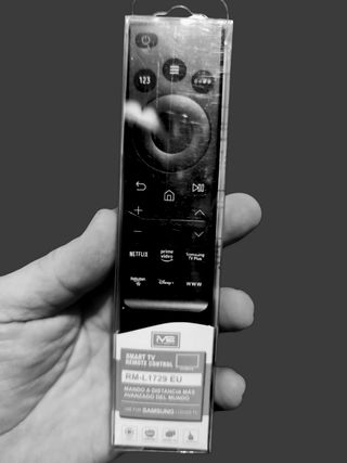 Mando Samsung Smart TV RM-L1729 EU