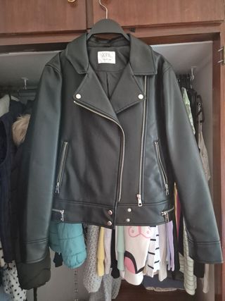 Chaqueta cuero Zara L