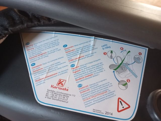 Seggiolino auto per bambini rosso