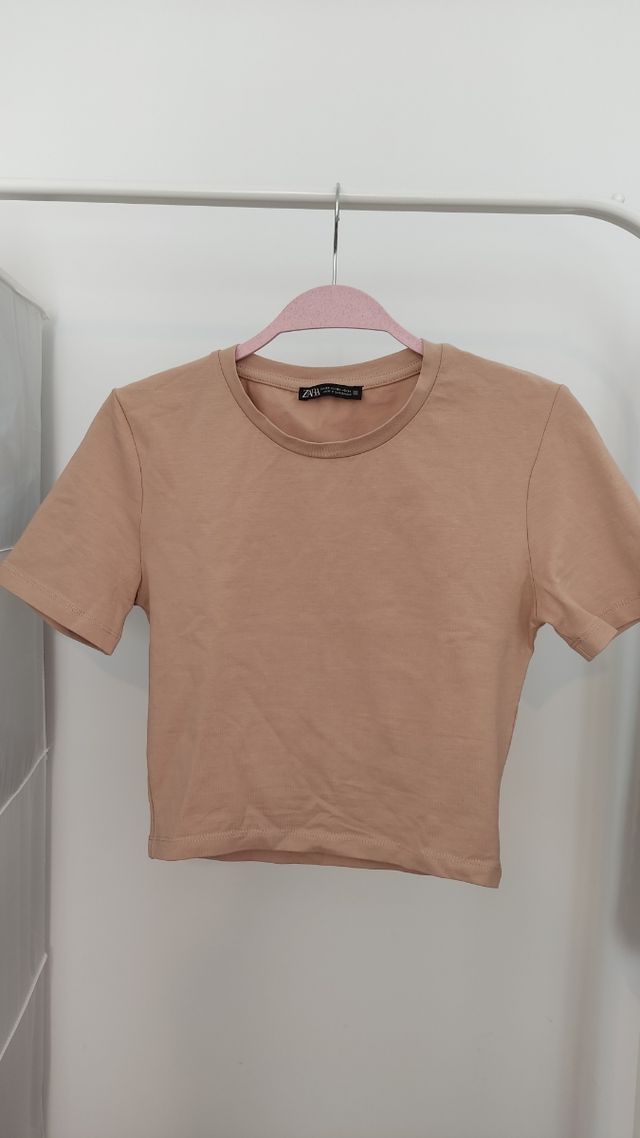 Camiseta beige Zara - Talla S