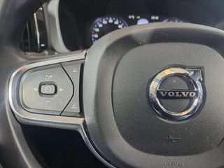 Volvo XC60 T4 MOMENTUM AUTO