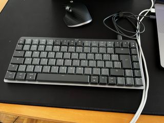 Teclado Logitech MX Mechanical Mini for Mac